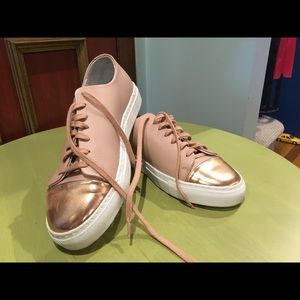 Sneakers Alex Arigato 7.5 worn once. Like new!